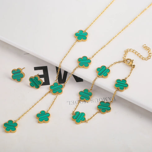 Adjustable Gold-Plated Stainless Steel Plant Flower Bracelet for Women – Trendy Clover Design with Five Leaf Petals, Waterproof & Anti-Allergic Jewelry Gift